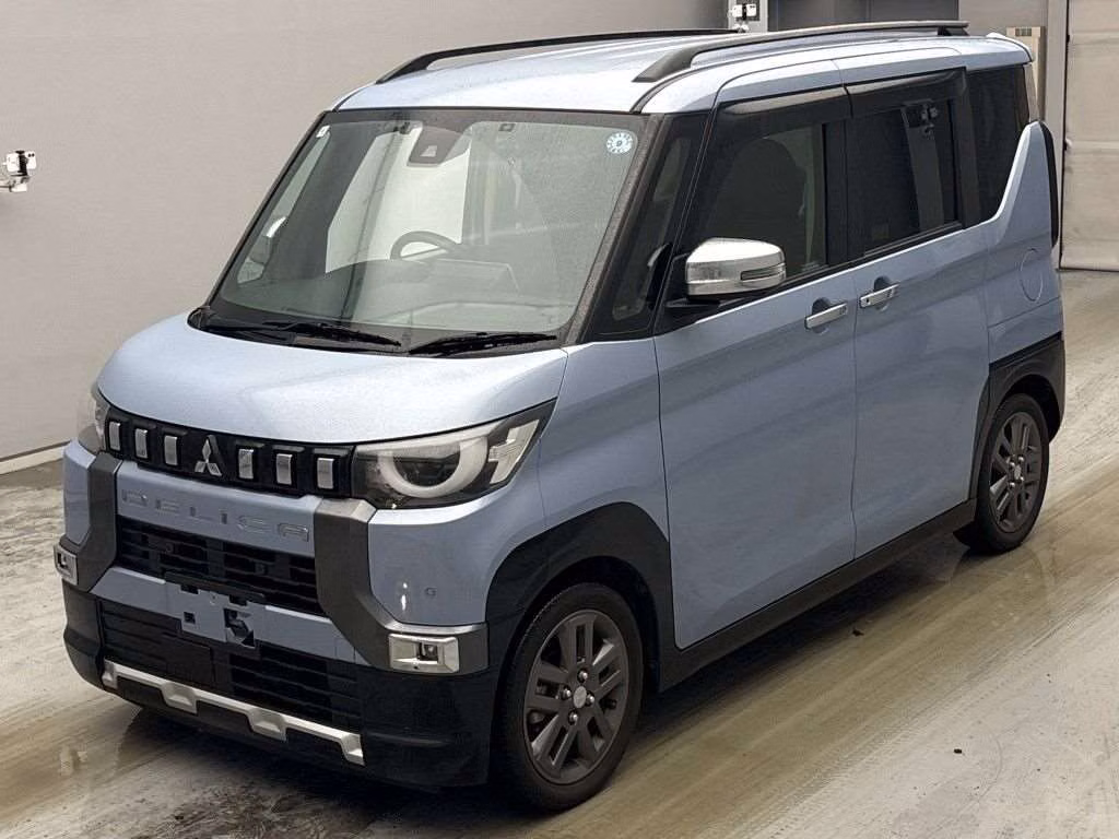 Mitsubishi Delica Mini