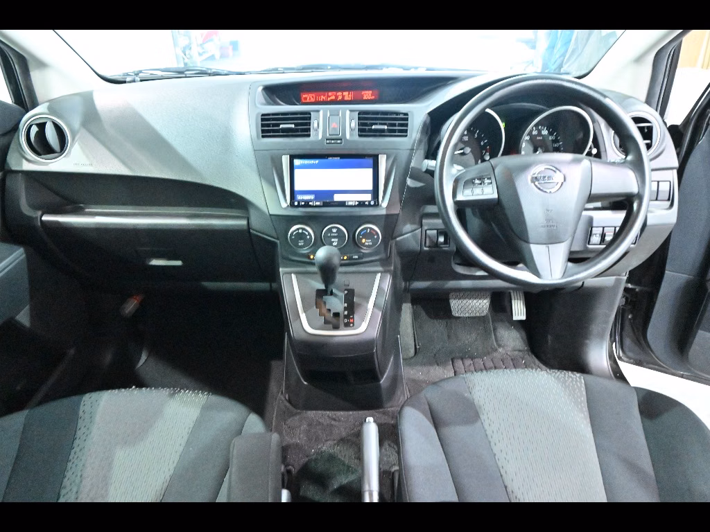 NISSAN LAFESTA