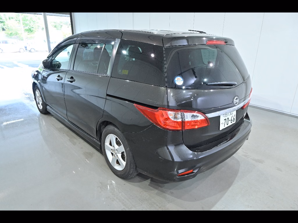 NISSAN LAFESTA