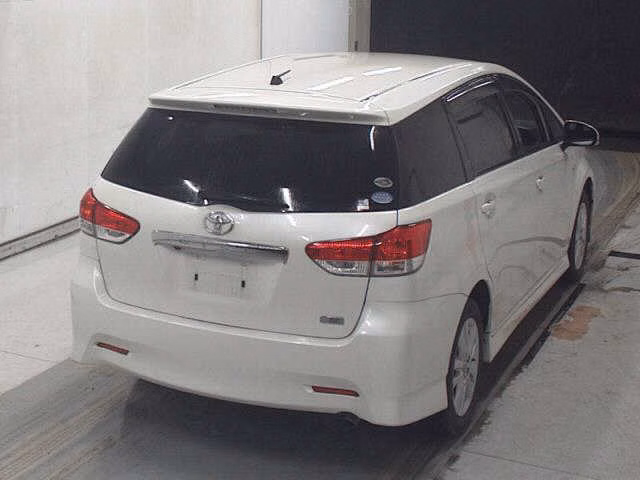 TOYOTA WISH