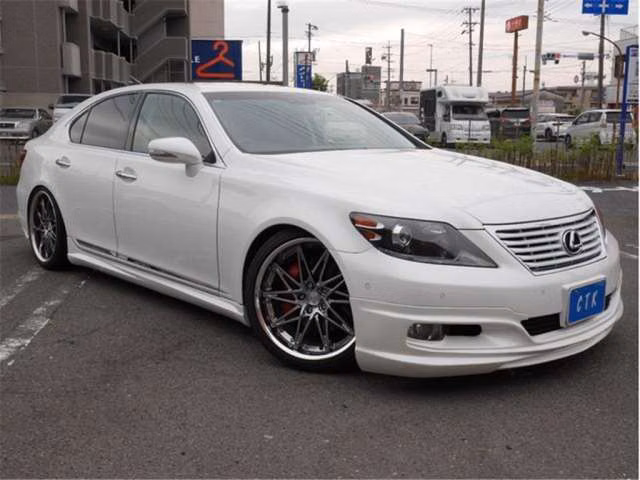 LEXUS LS460