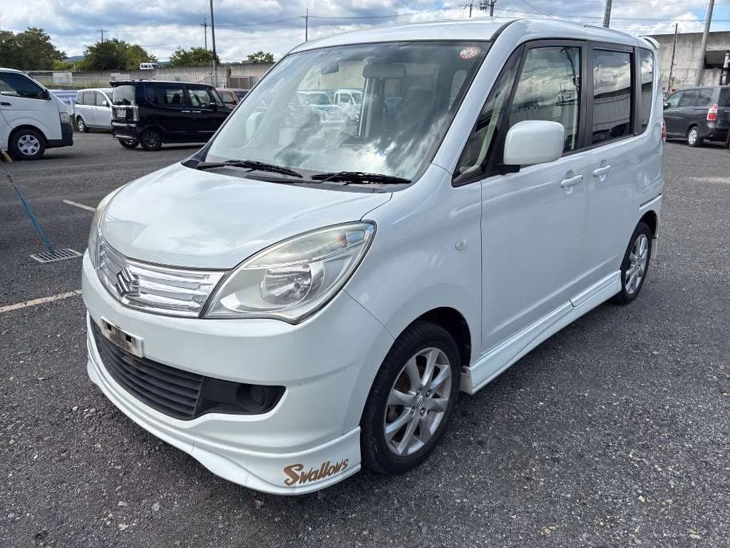 Suzuki Solio