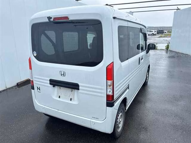 HONDA N-VAN