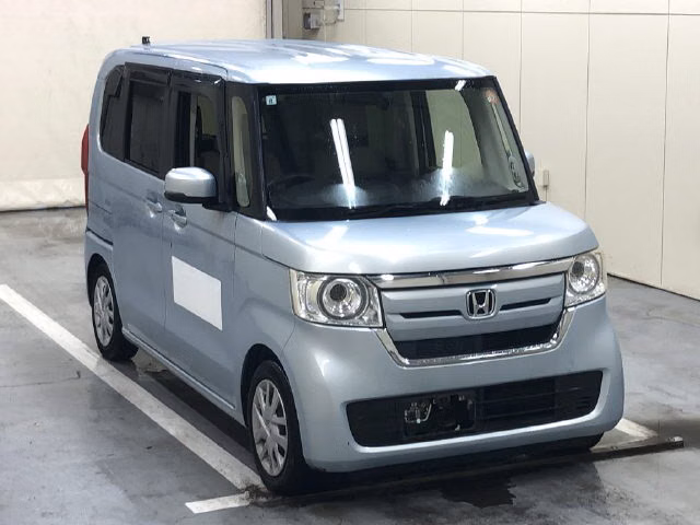 HONDA N-BOX