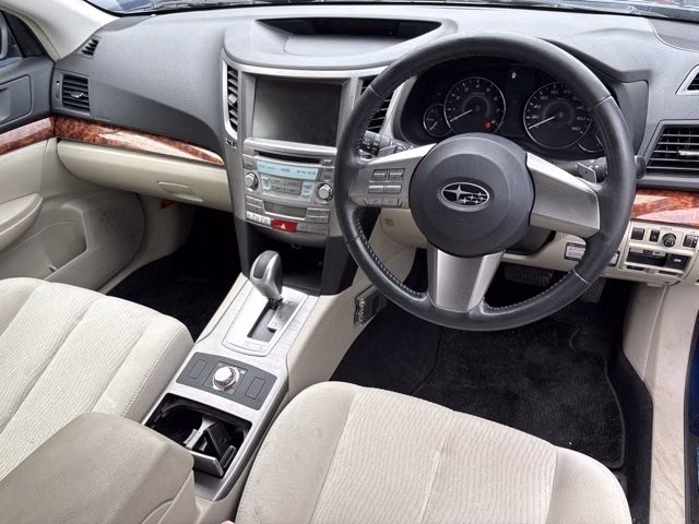 SUBARU LEGACY