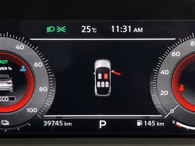 Nissan Aura