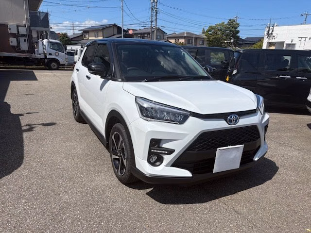 TOYOTA RAIZE