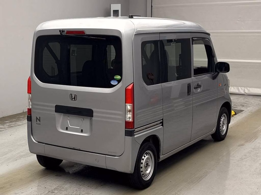 HONDA N-VAN