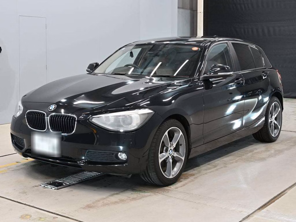 BMW 1-SERIES
