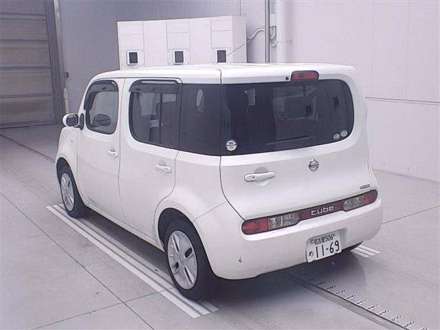 NISSAN CUBE