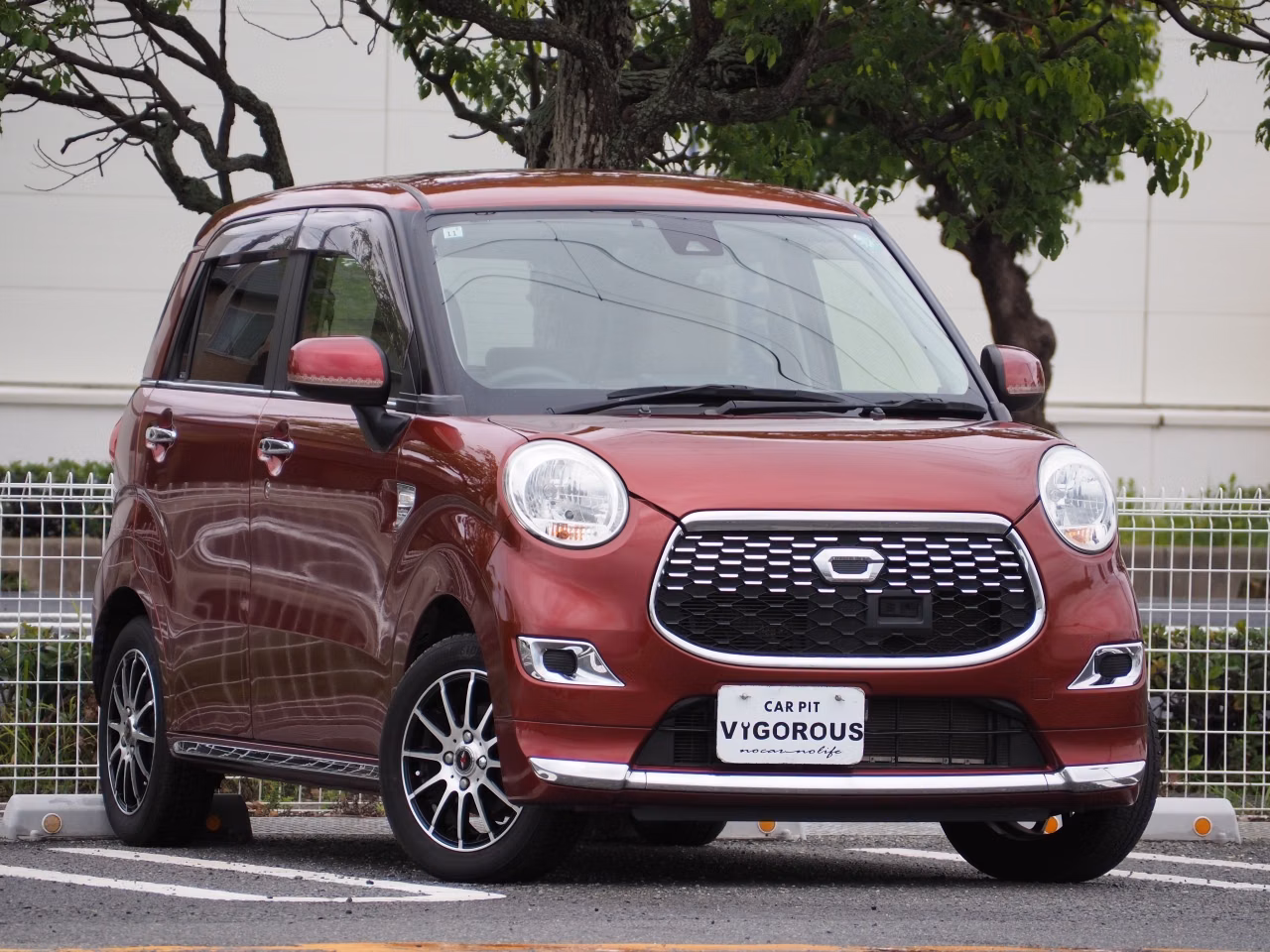 DAIHATSU CAST