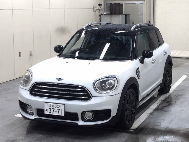 MINI CROSSOVER