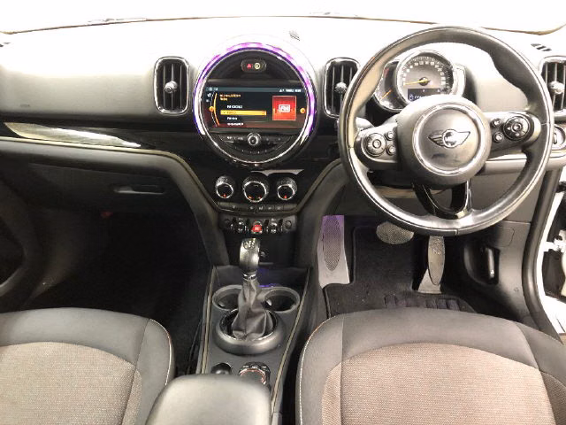 MINI CROSSOVER