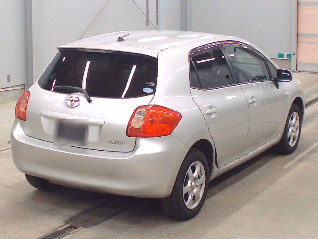 TOYOTA AURIS