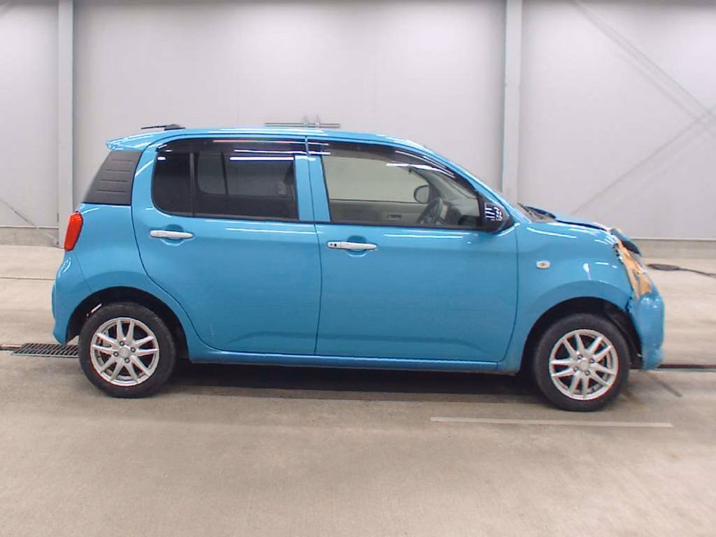 TOYOTA PASSO