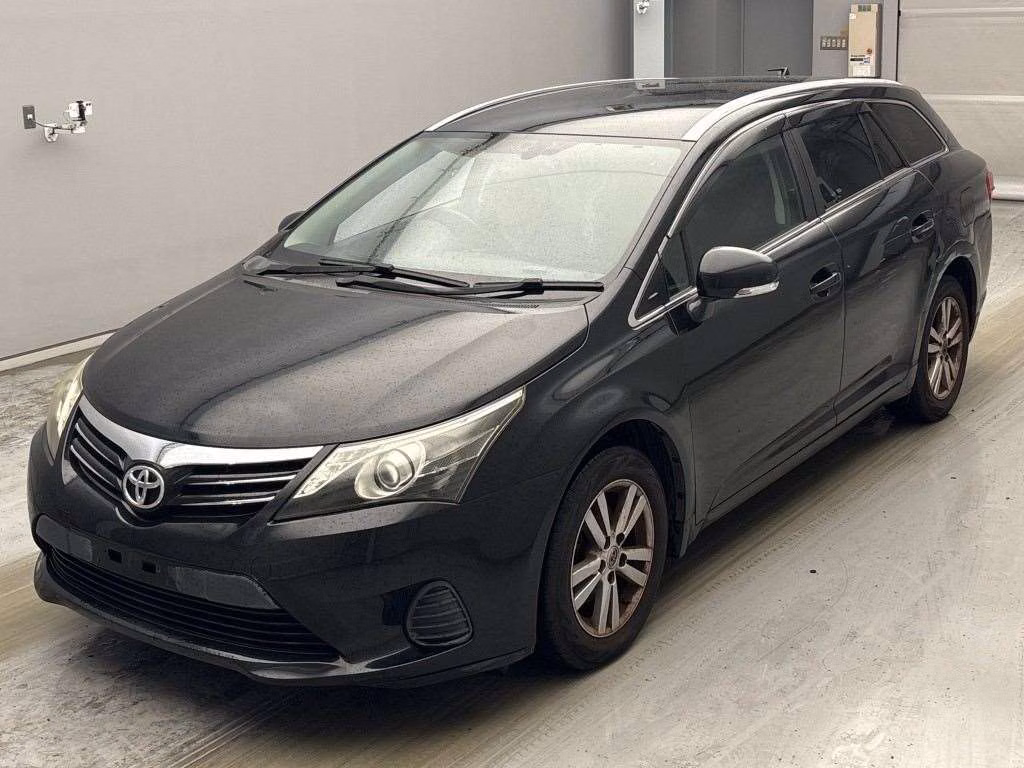 TOYOTA AVENSIS