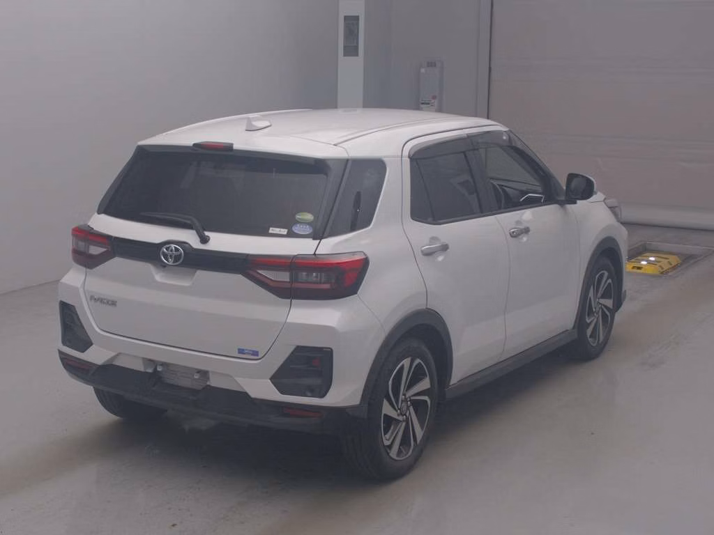 TOYOTA RAIZE