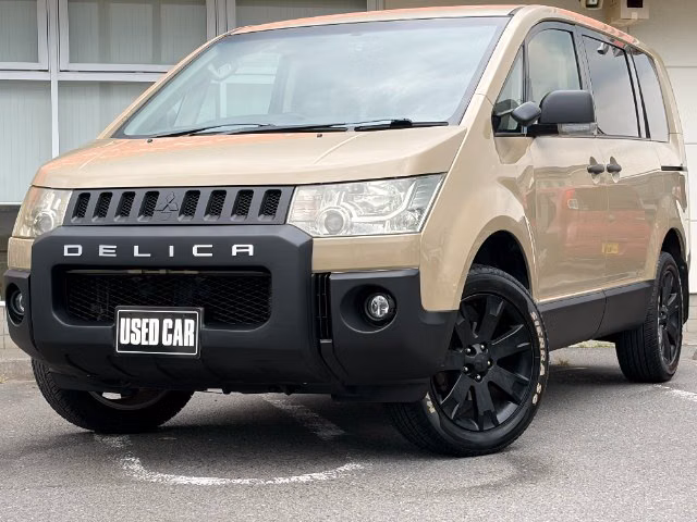Mitsubishi Delica D:5