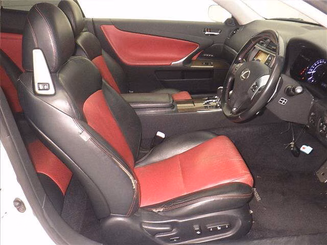LEXUS IS250
