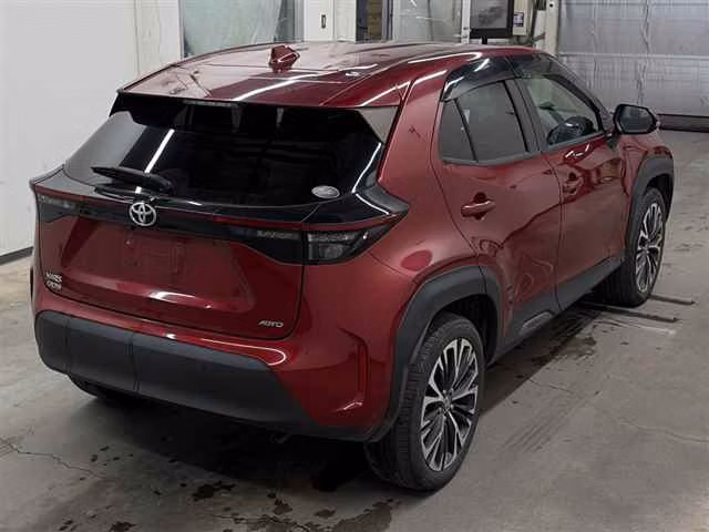 TOYOTA YARIS CROSS
