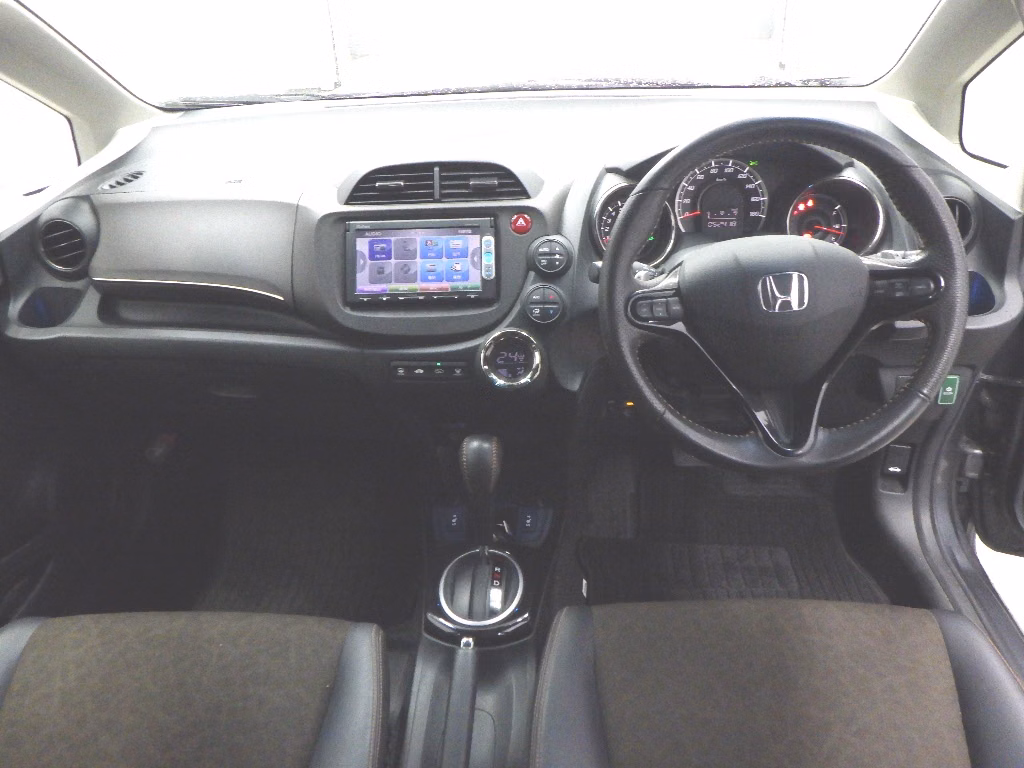 HONDA FIT SHUTTLE