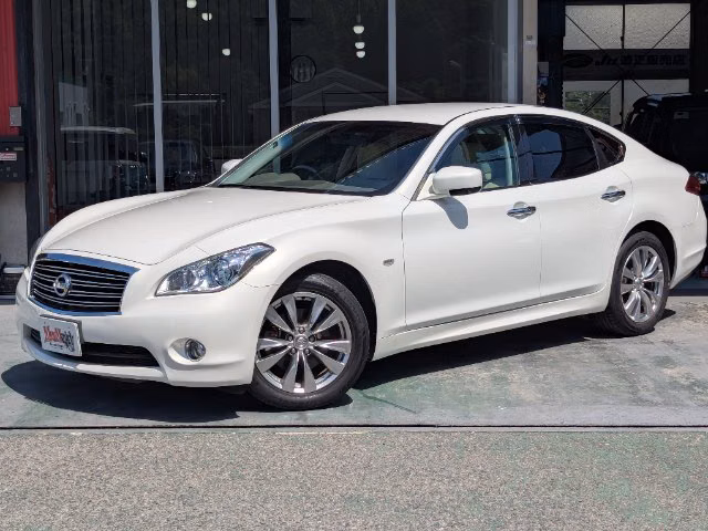 Nissan Fuga