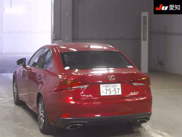 Lexus IS300