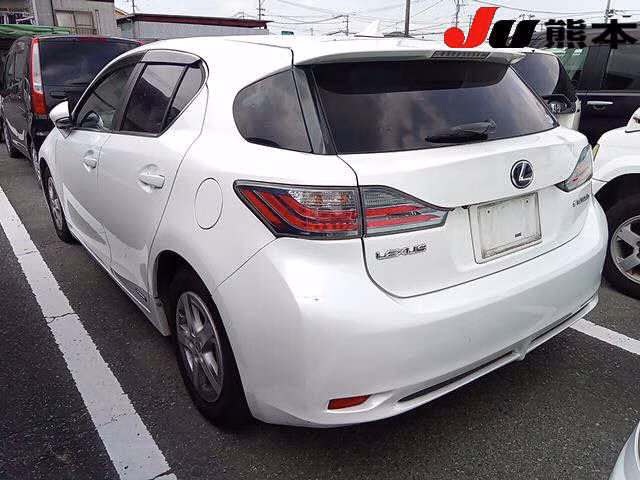 LEXUS CT200H