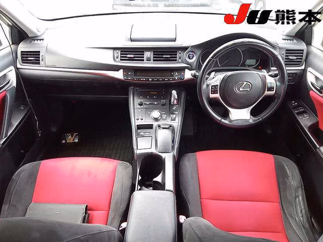 LEXUS CT200H