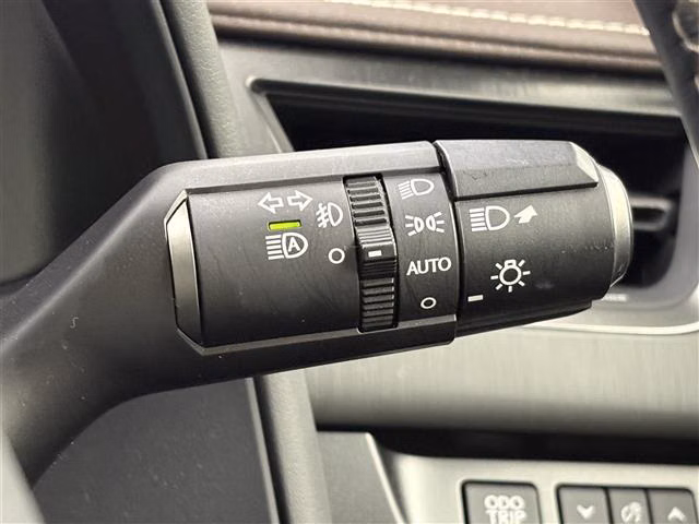 Lexus UX250h