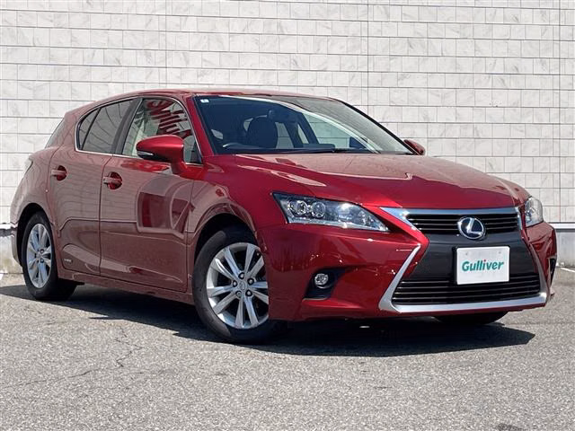 Lexus CT200h