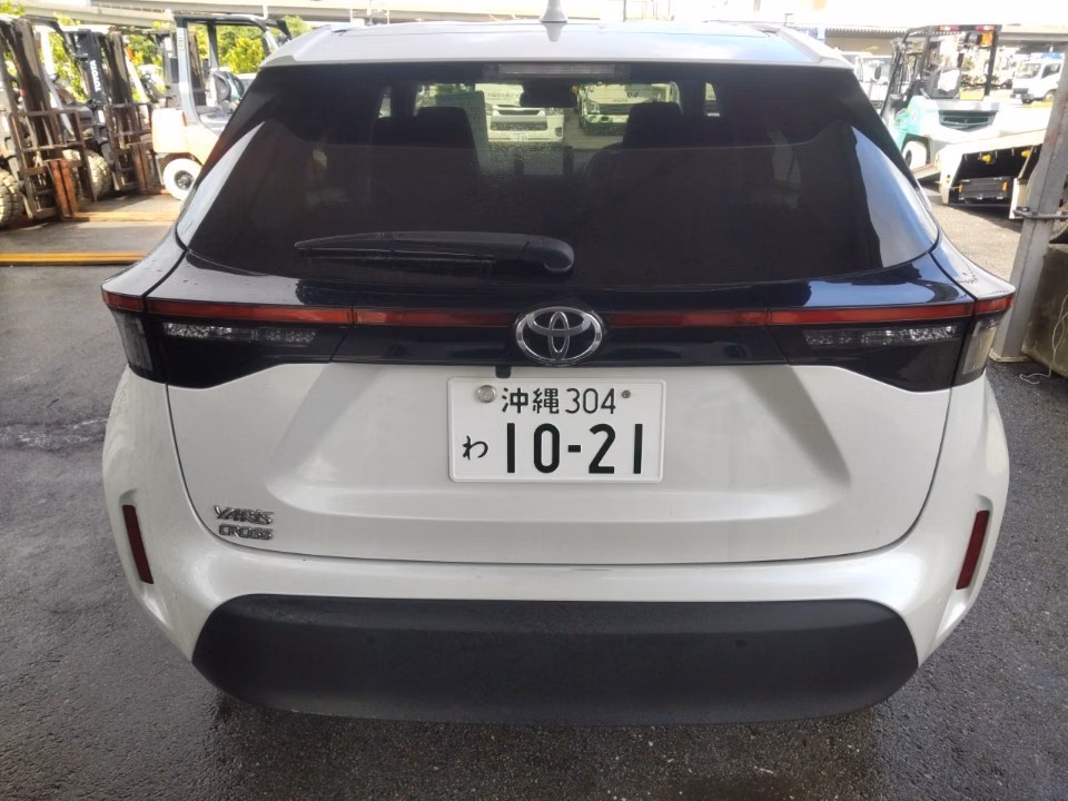 TOYOTA YARIS CROSS