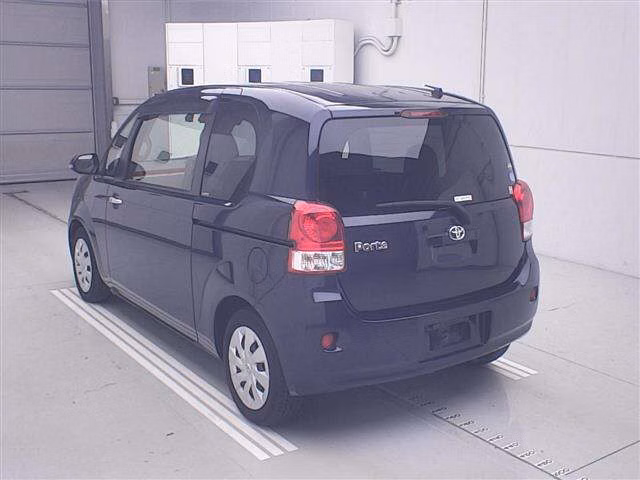TOYOTA PORTE