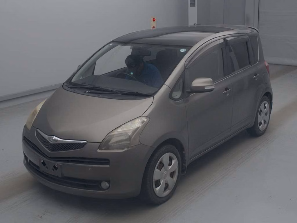 TOYOTA RACTIS