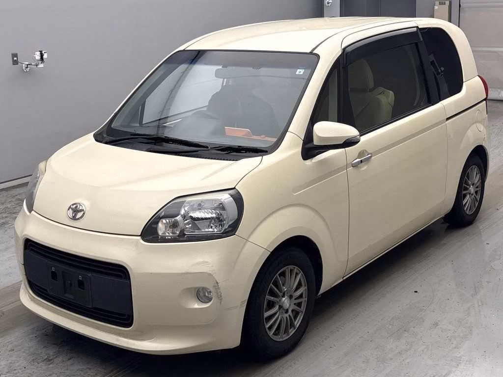 TOYOTA PORTE