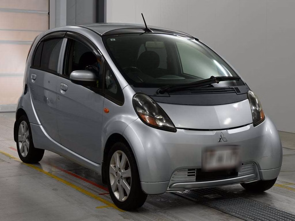 MITSUBISHI I