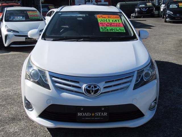 TOYOTA AVENSIS