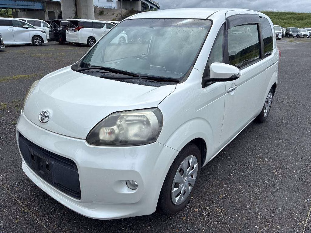 TOYOTA PORTE