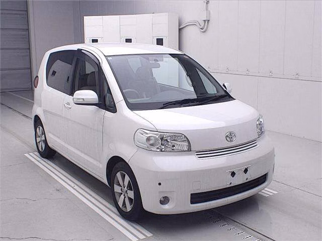 TOYOTA PORTE