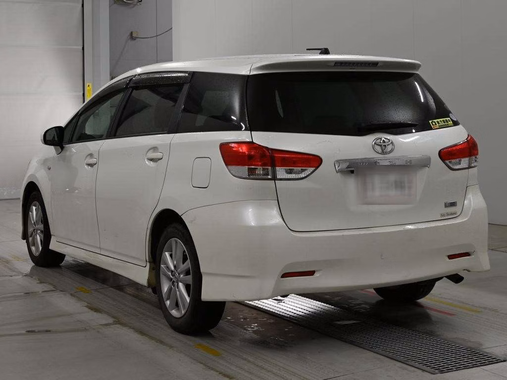TOYOTA WISH