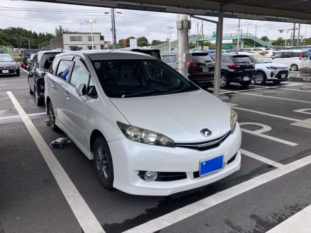 TOYOTA WISH