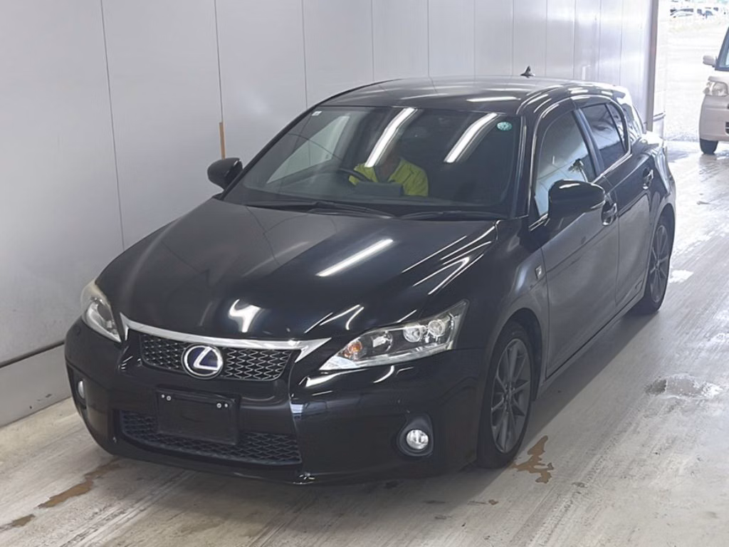 Lexus CT200h
