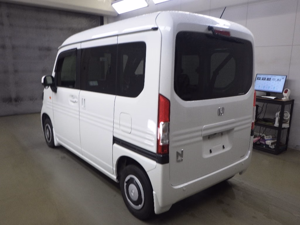 HONDA N-VAN