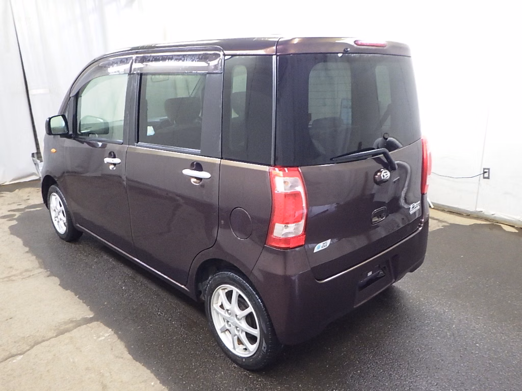 DAIHATSU TANTO EXE