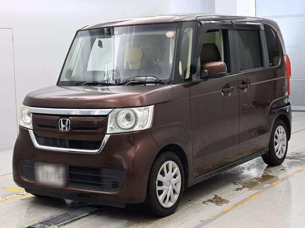 HONDA N-BOX
