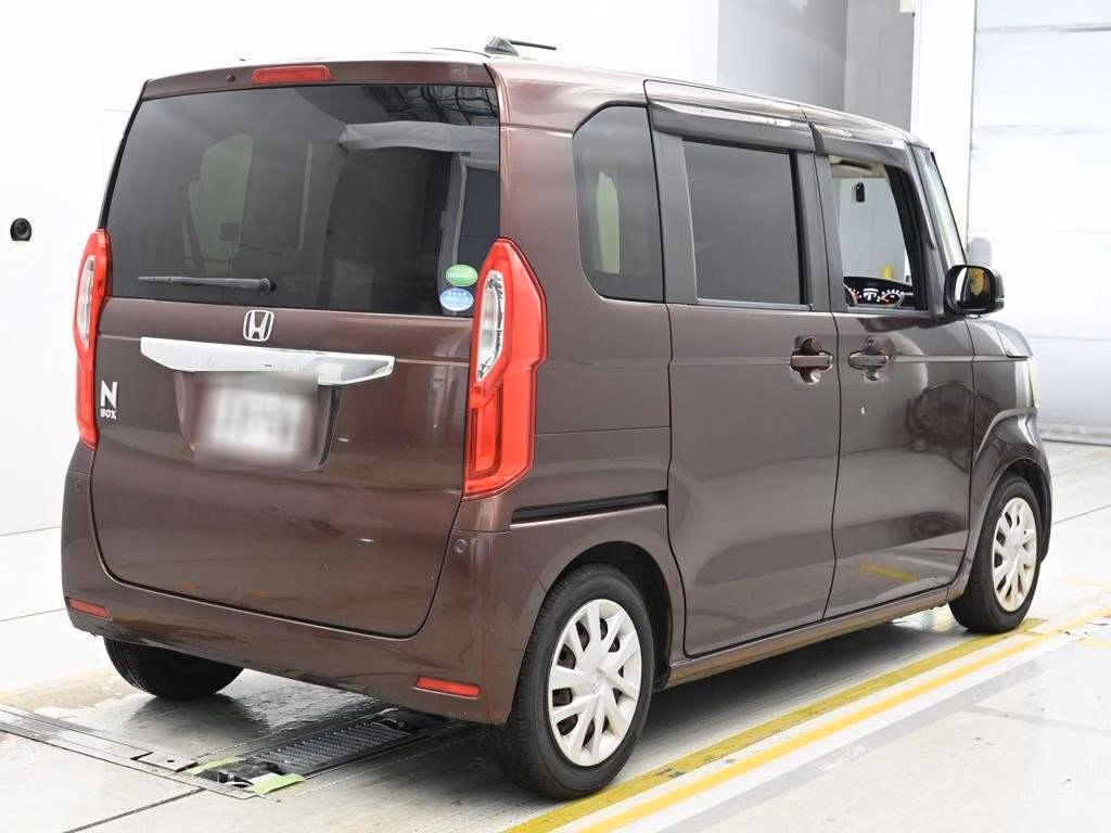 HONDA N-BOX