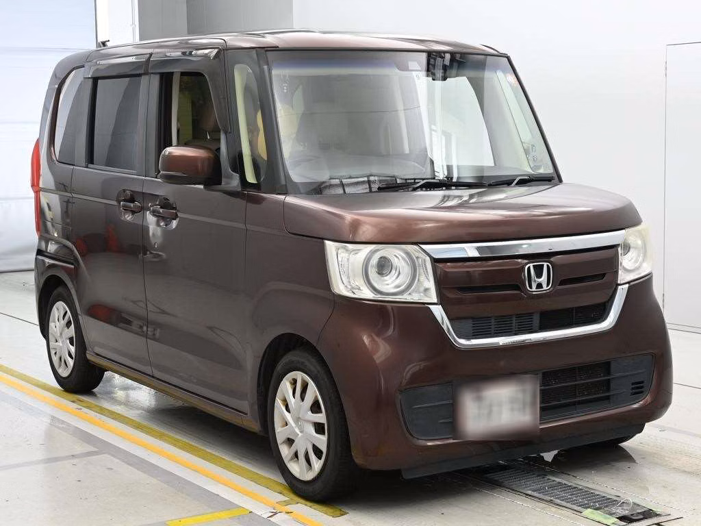 HONDA N-BOX