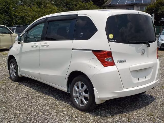 HONDA FREED