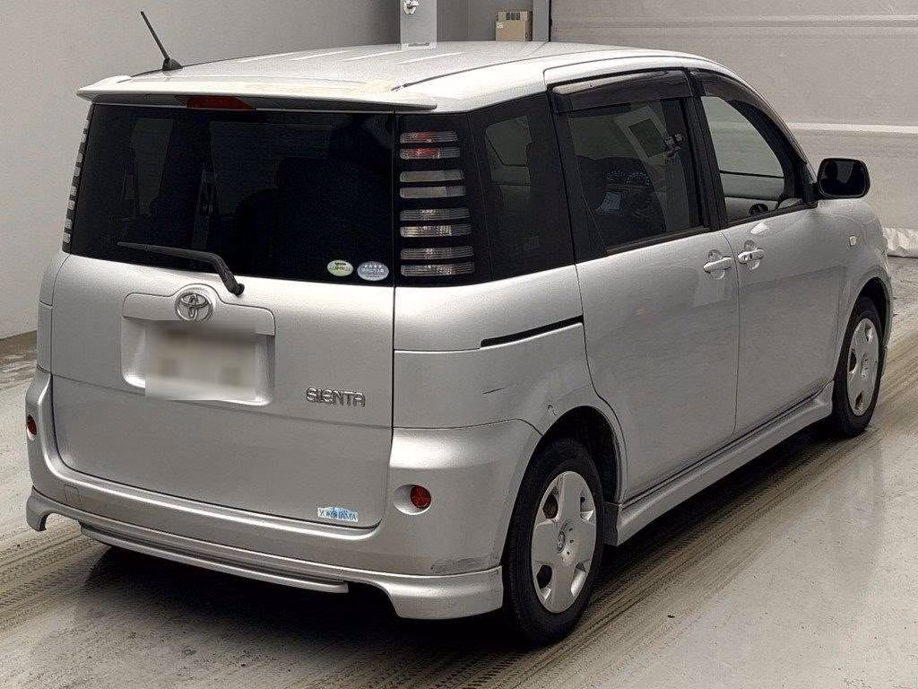 TOYOTA SIENTA