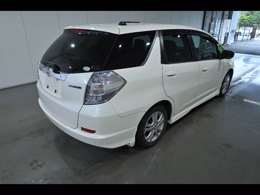 HONDA FIT SHUTTLE